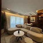 Theemeraldsuiteapartament