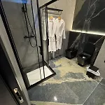 Theemeraldsuiteapartament Daire Tiran