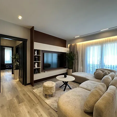 Theemeraldsuiteapartament Apartment Tirana