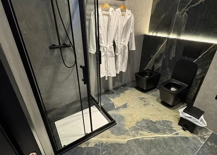 Theemeraldsuiteapartament Apartment Tirana