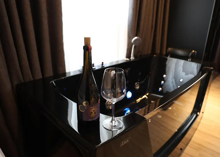 Apartment Theemeraldsuiteapartament *