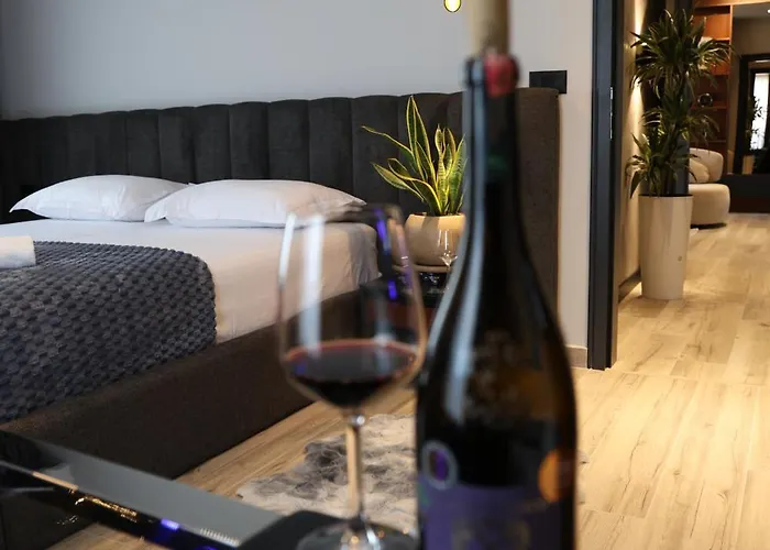 Theemeraldsuiteapartament Apartment *